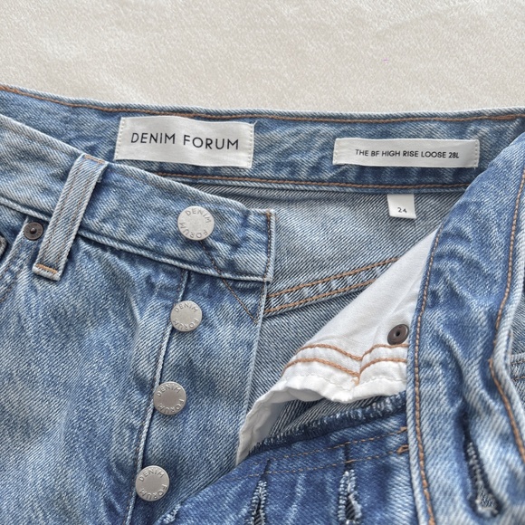 ARITZIA Denim Forum The Boyfriend High Rise Jeans - Picture 11 of 14